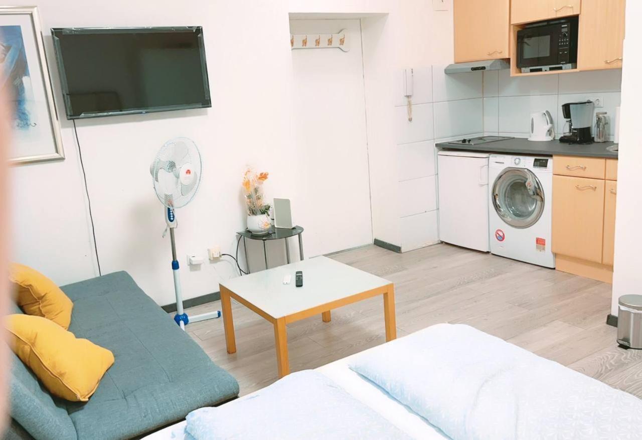 Comfort Studio 3P Km Відень Екстер'єр фото